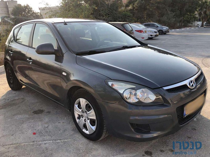 2010' Hyundai I30 יונדאי photo #2