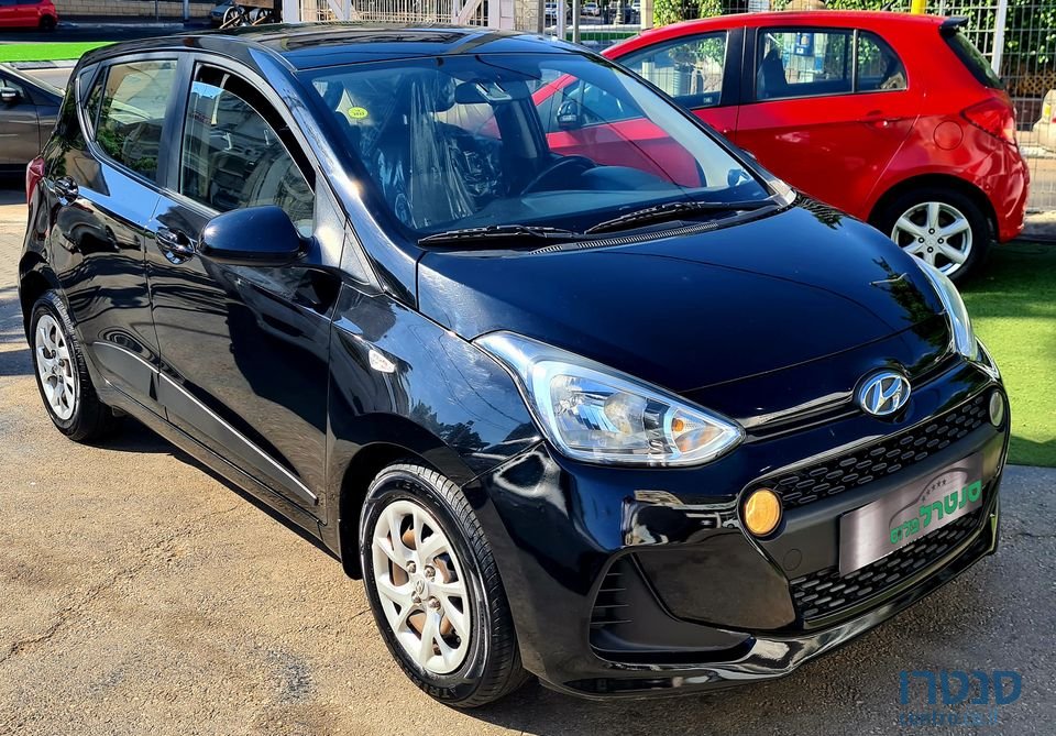 2017' Hyundai i10 photo #1