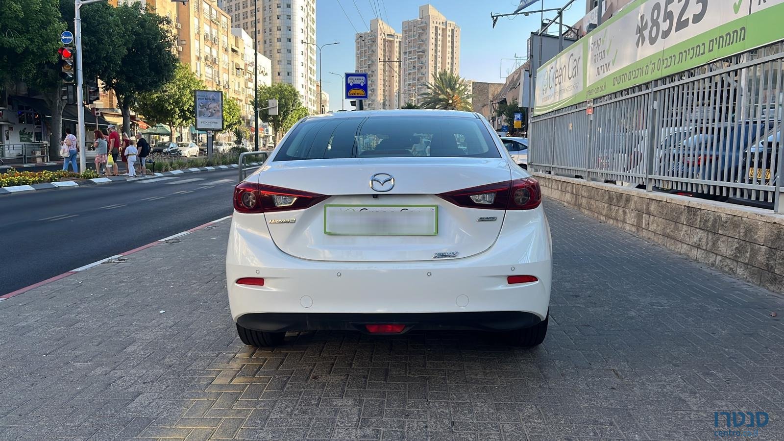 2018' Mazda 3 photo #6