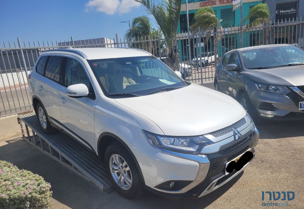 2019' Mitsubishi Outlander מיצובישי אאוטלנדר photo #3