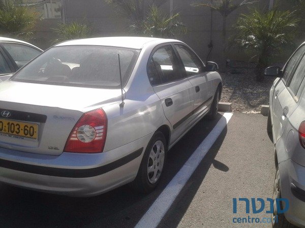 2006' Hyundai Elantra photo #2