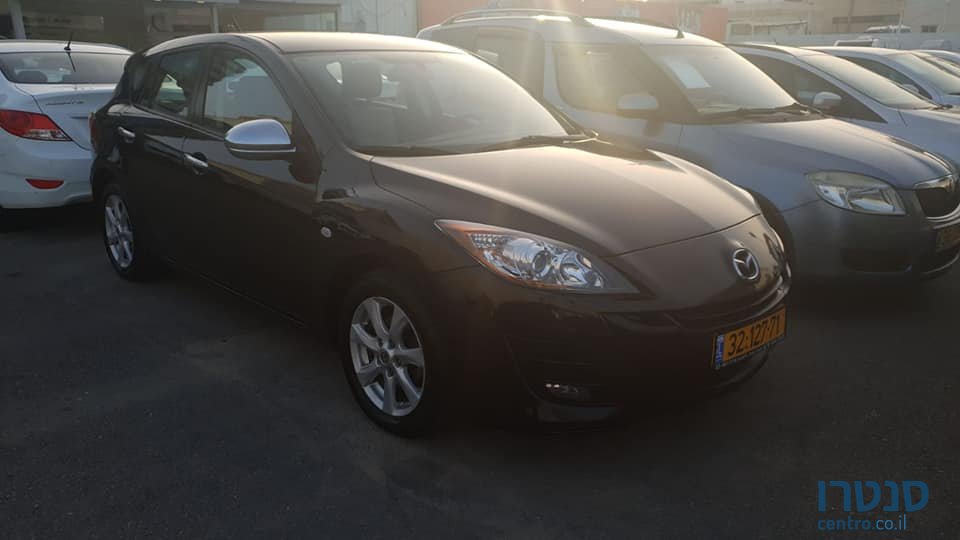 2012' Mazda 3 photo #1