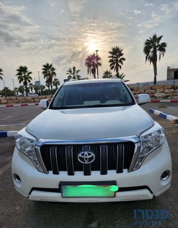 2014' Toyota Land Cruiser טויוטה לנד קרוזר photo #1
