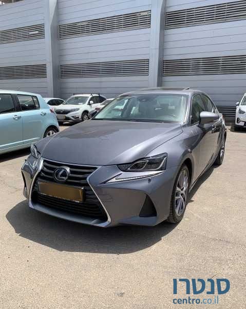 2018' Lexus Is300H לקסוס photo #2