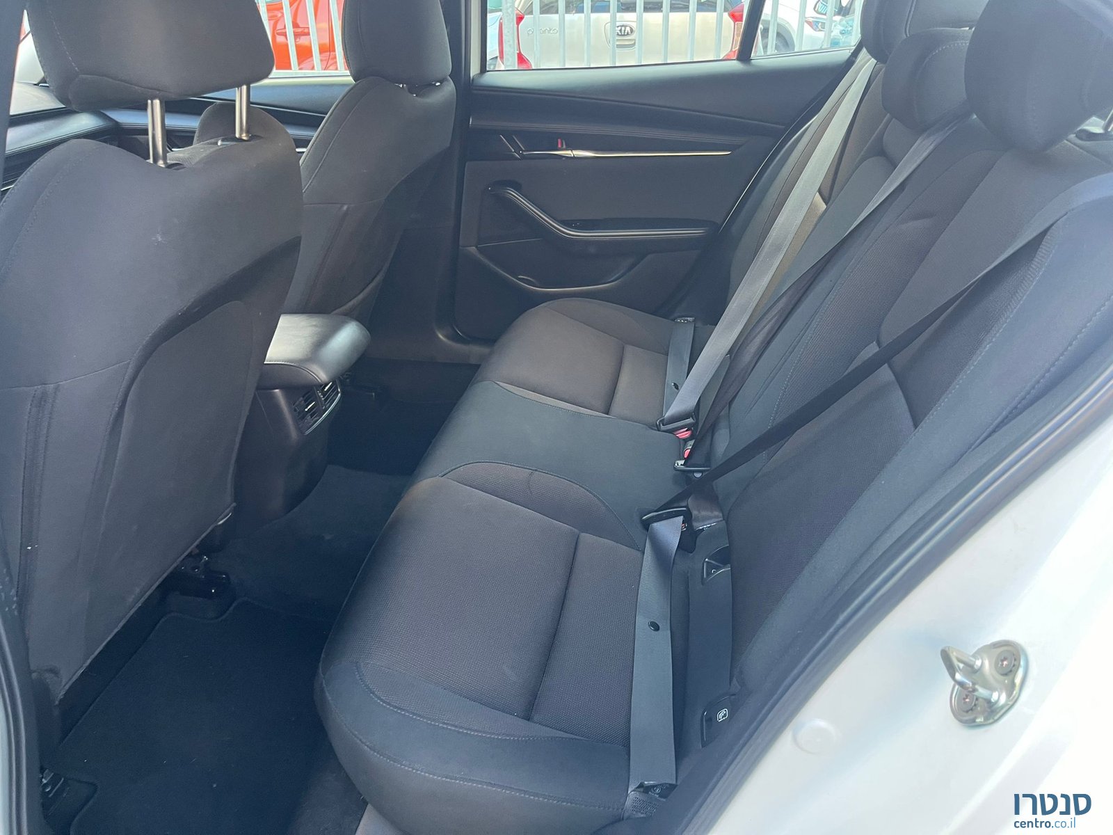 2021' Mazda 3 photo #3