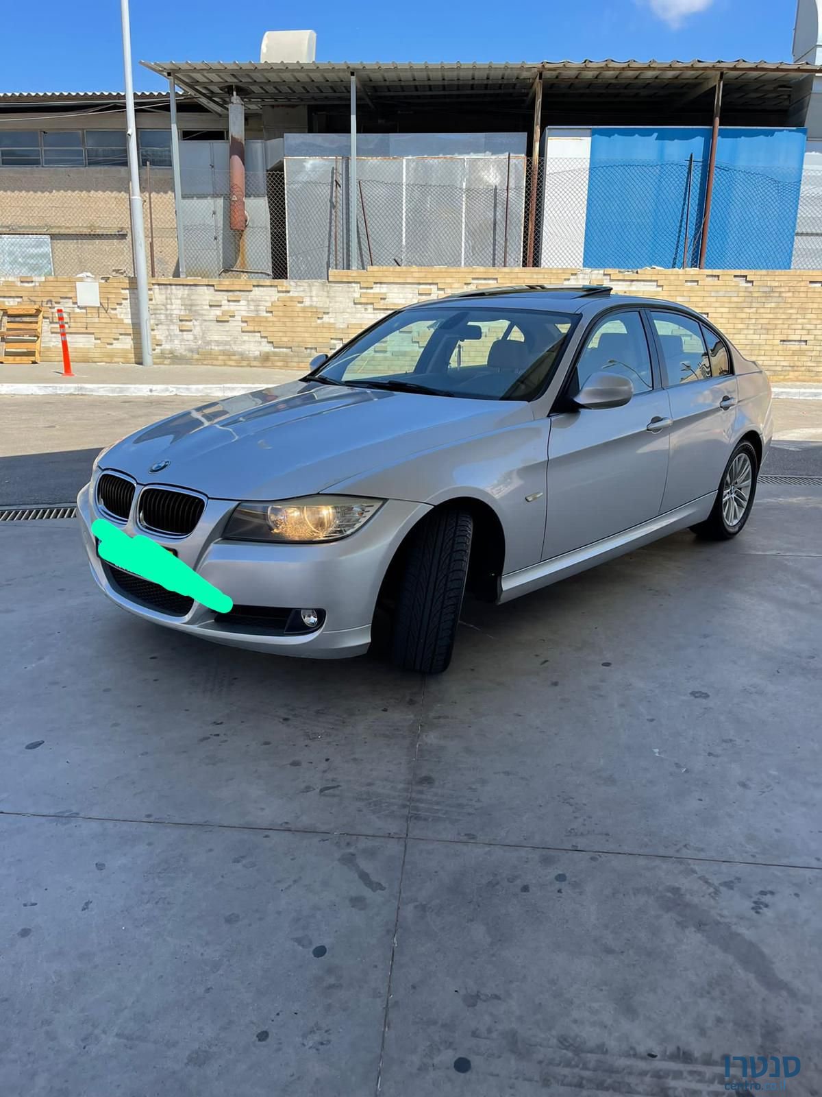 2011' BMW 318 ב.מ.וו photo #2