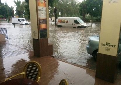 Затоплена больница в Ашкелоне, город ушел под воду