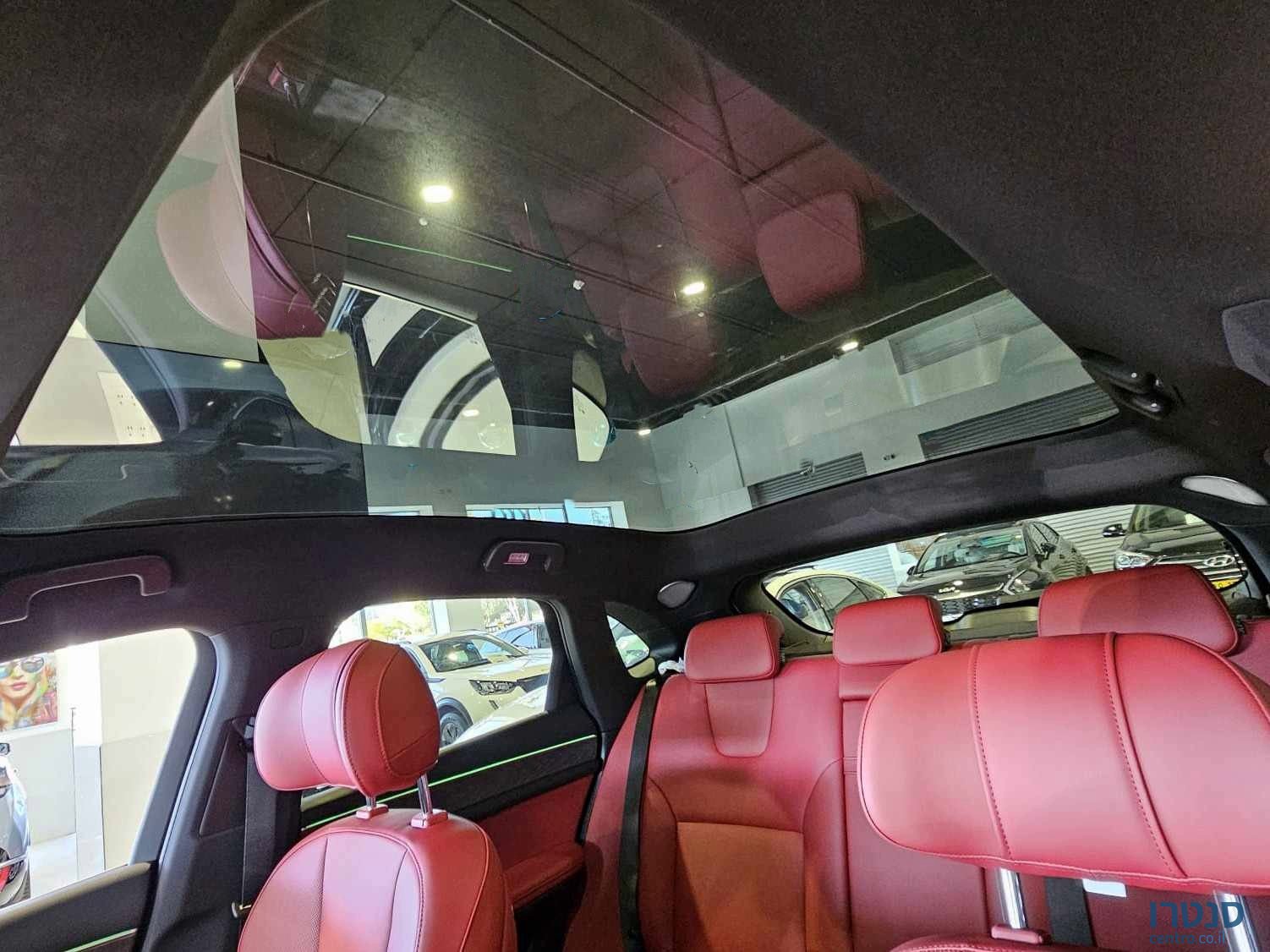 2025' Seres M5 RWD photo #6