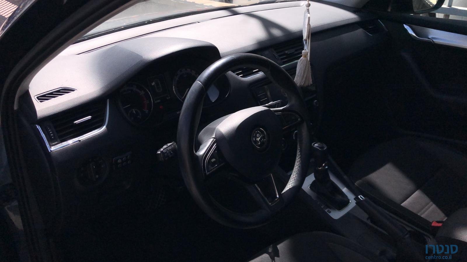 2017' Skoda Octavia photo #4