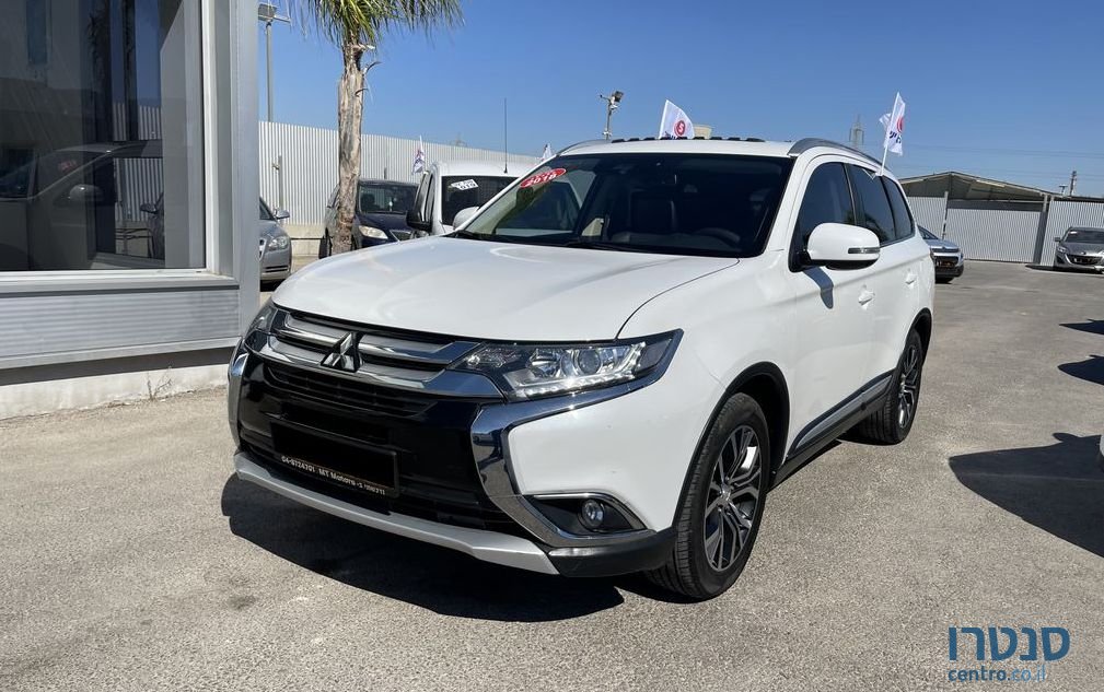 2018' Mitsubishi Outlander מיצובישי אאוטלנדר photo #1
