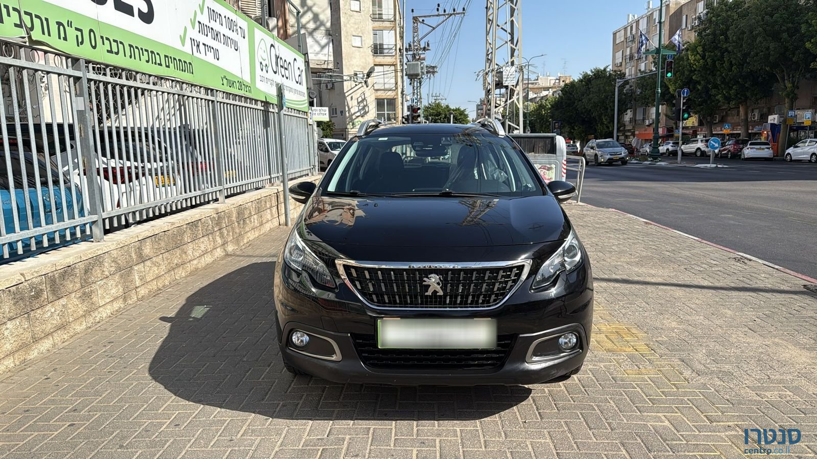2019' Peugeot 2008 photo #1