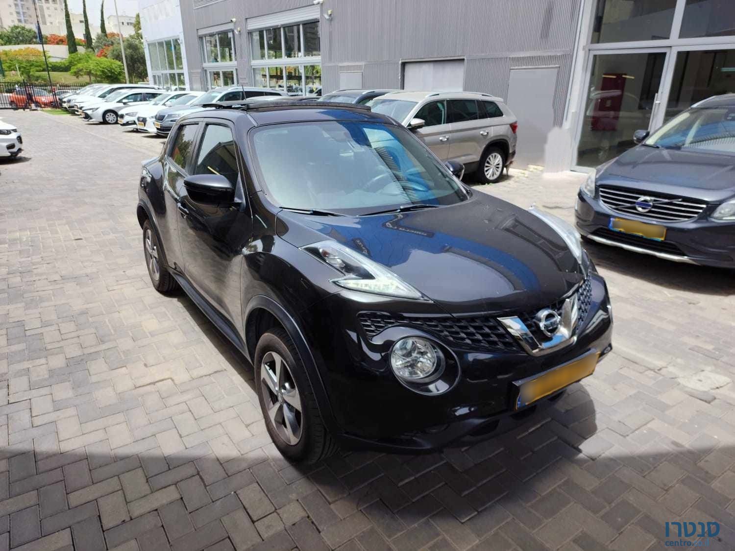 2019' Nissan Juke photo #2