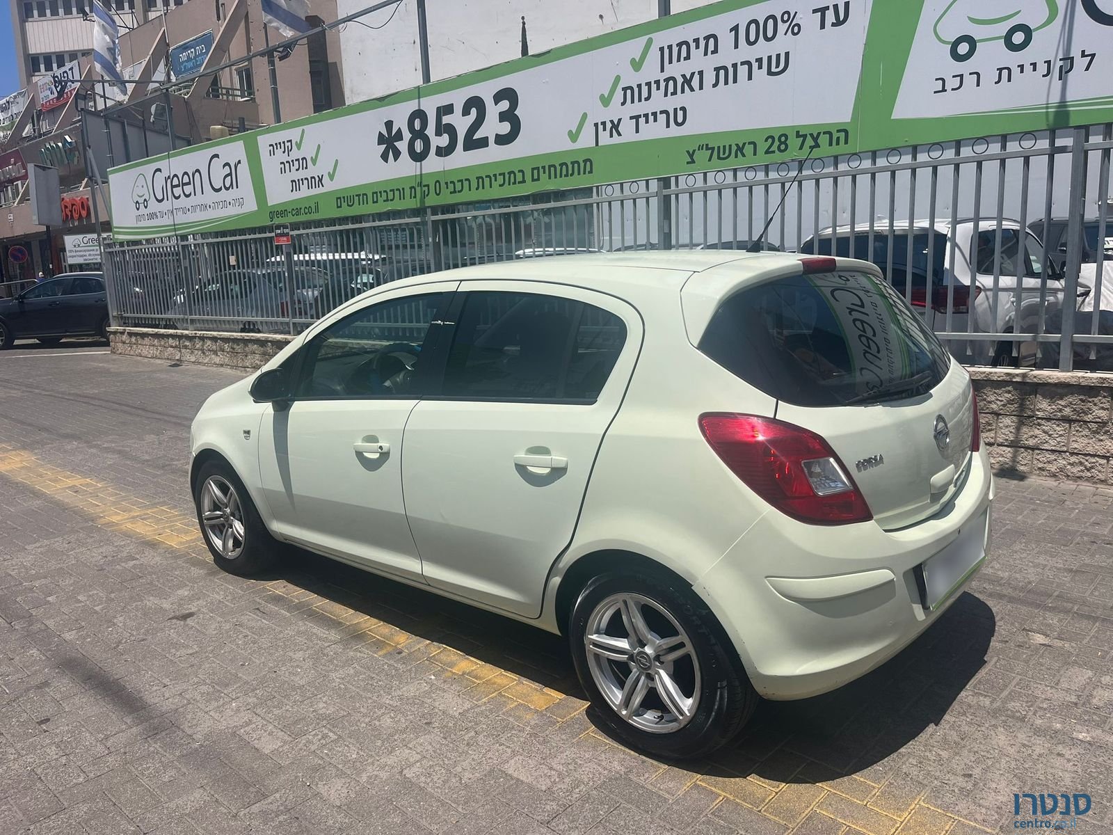 2012' Opel Corsa photo #5