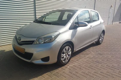 2013' Toyota Yaris טויוטה יאריס