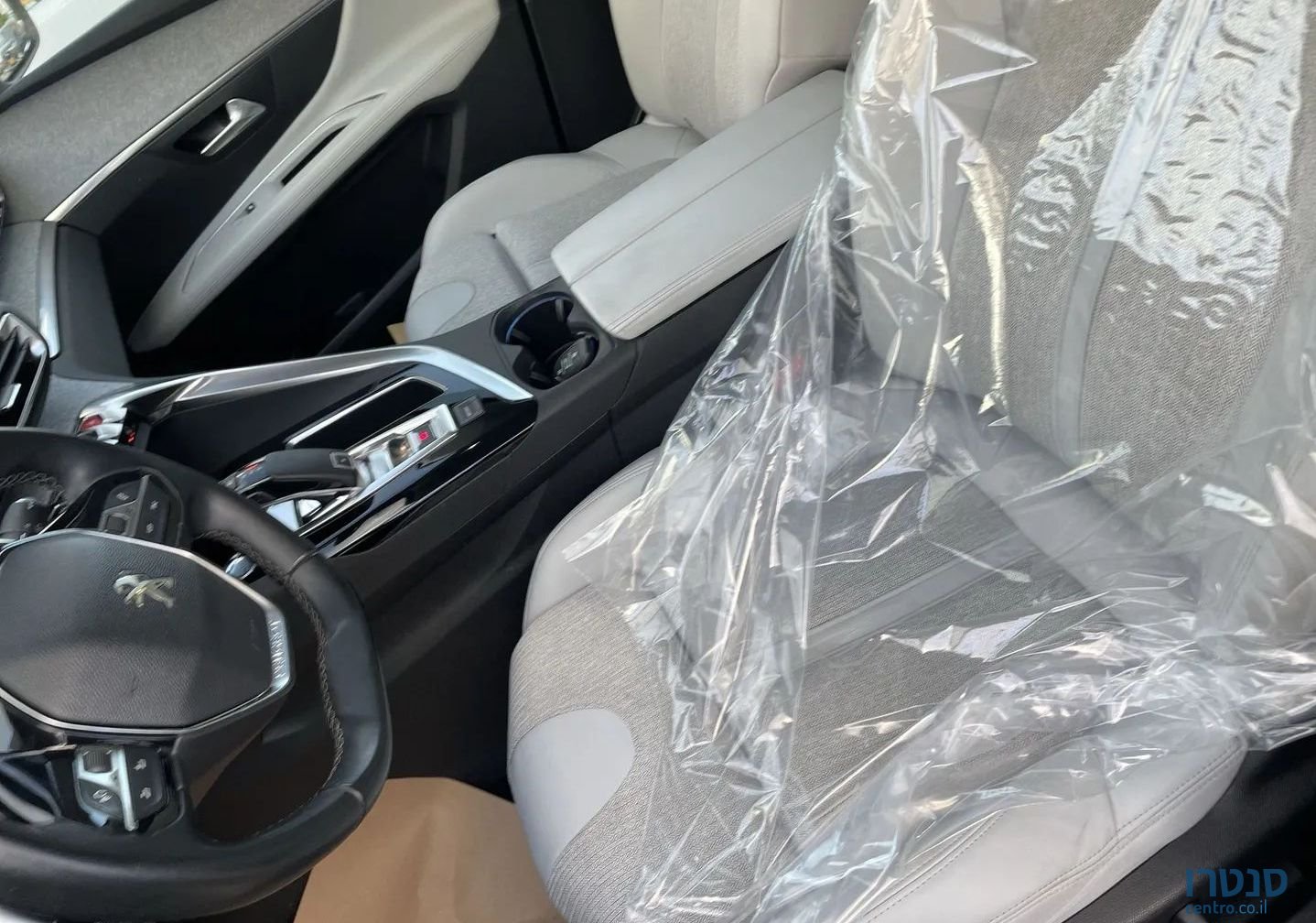 2020' Peugeot 3008 פיג'ו photo #6