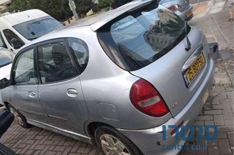 2004' Daihatsu Sirion דייהטסו סיריון photo #2