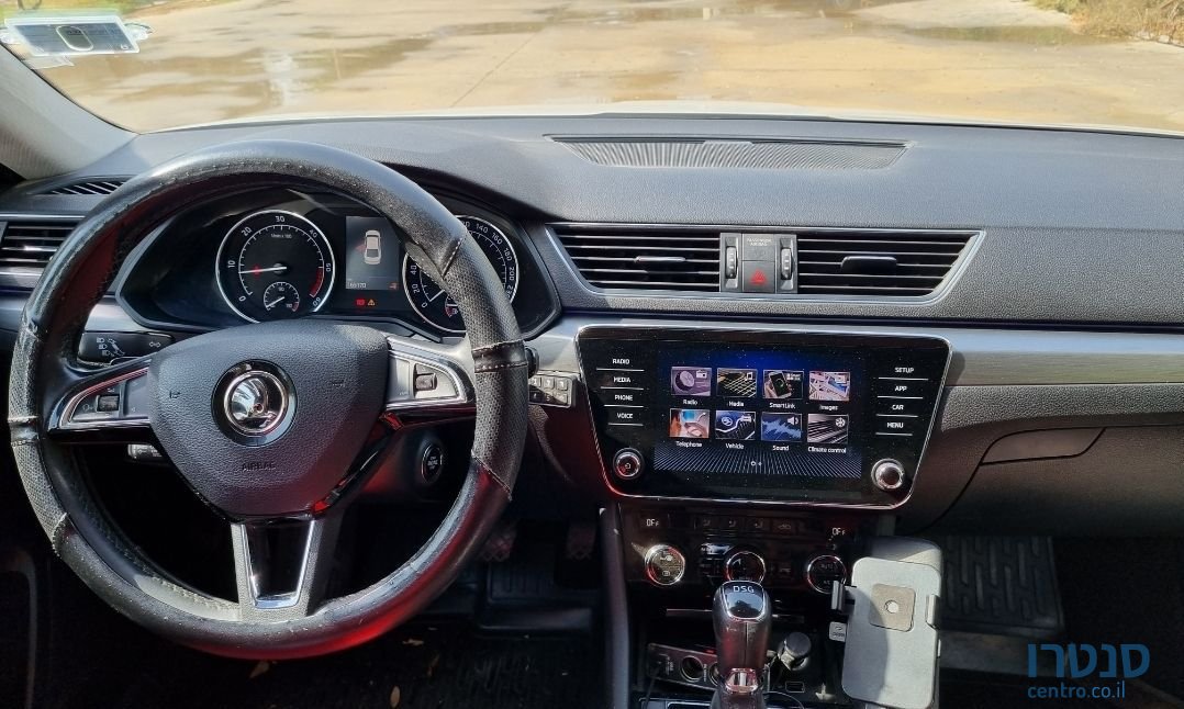 2019' Skoda Superb סקודה סופרב photo #2