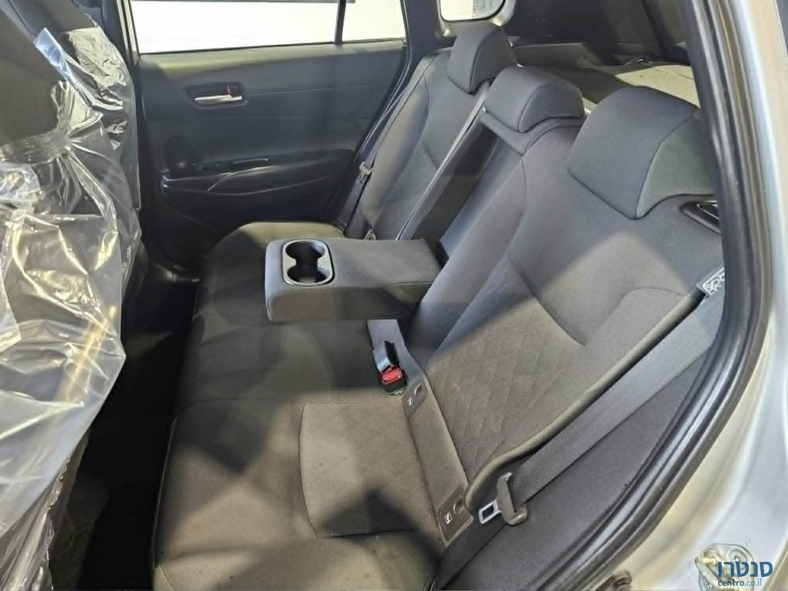 2023' Toyota Corolla Cross photo #6