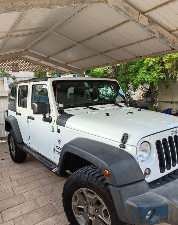 2017' Jeep Wrangler ג'יפ רנגלר photo #2