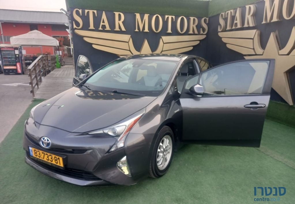 2016' Toyota Prius טויוטה פריוס photo #2