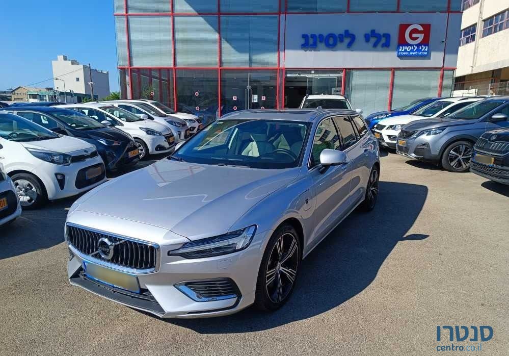 2020' Volvo V60 וולוו photo #1