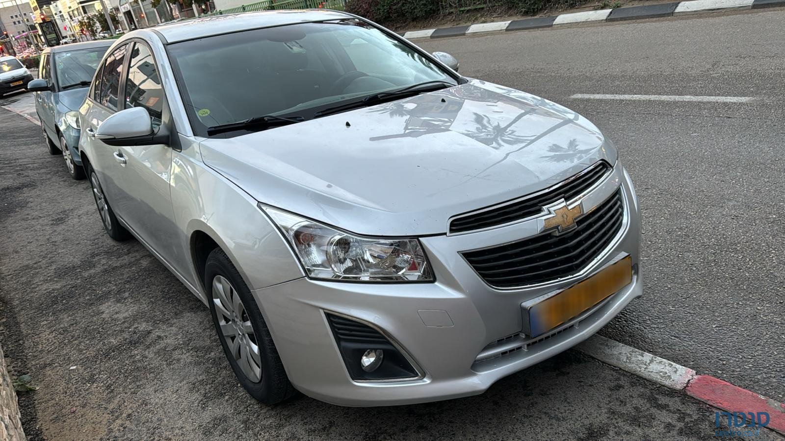 2015' Chevrolet Cruze photo #3