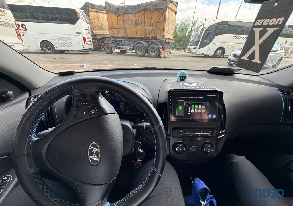 2011' Hyundai i30 יונדאי photo #2