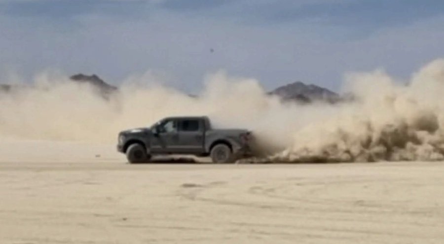 Watch Ford F-150 Raptor R Get Dirty In The Desert