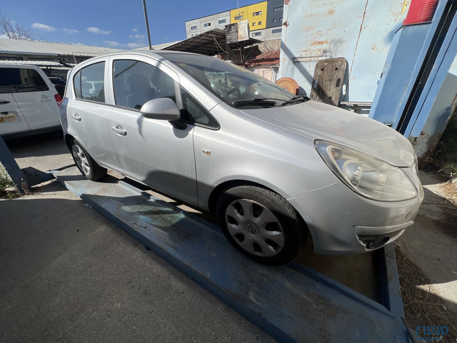 2010' Opel Corsa אופל קורסה photo #3