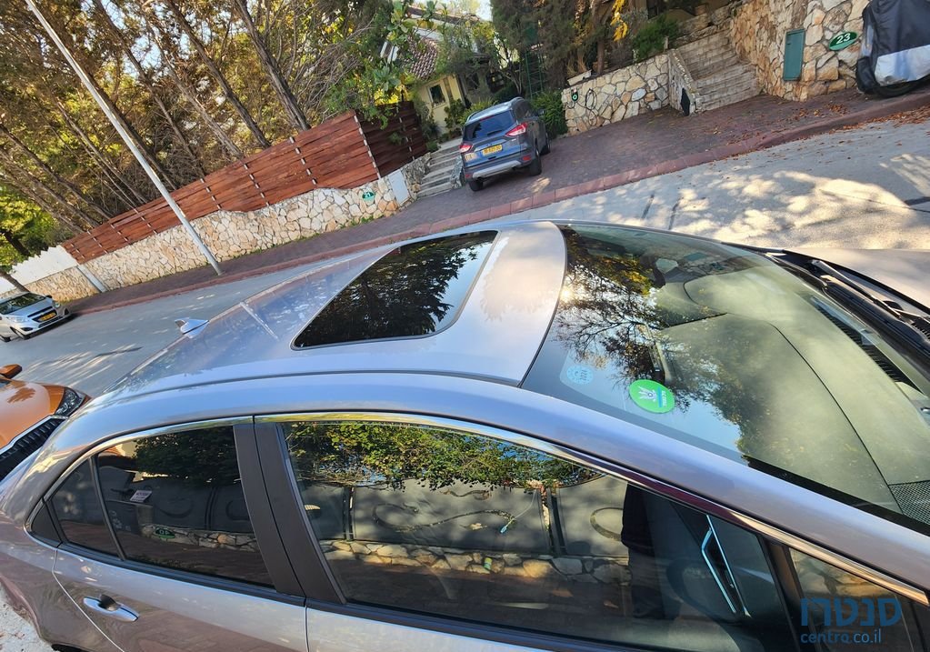 2021' Toyota Corolla טויוטה קורולה photo #3