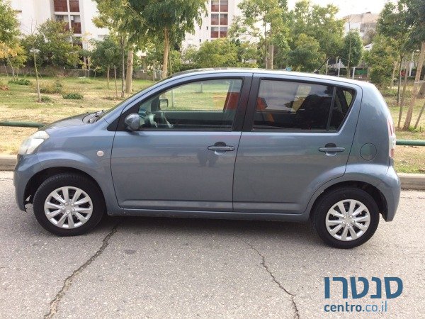 2011' Daihatsu Sirion photo #1