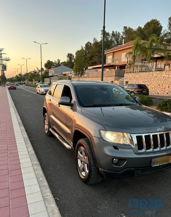 2012' Jeep Grand Cherokee ג'יפ  גרנד צ'ירוקי photo #3