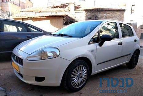 2008' Fiat Grande Punto photo #2