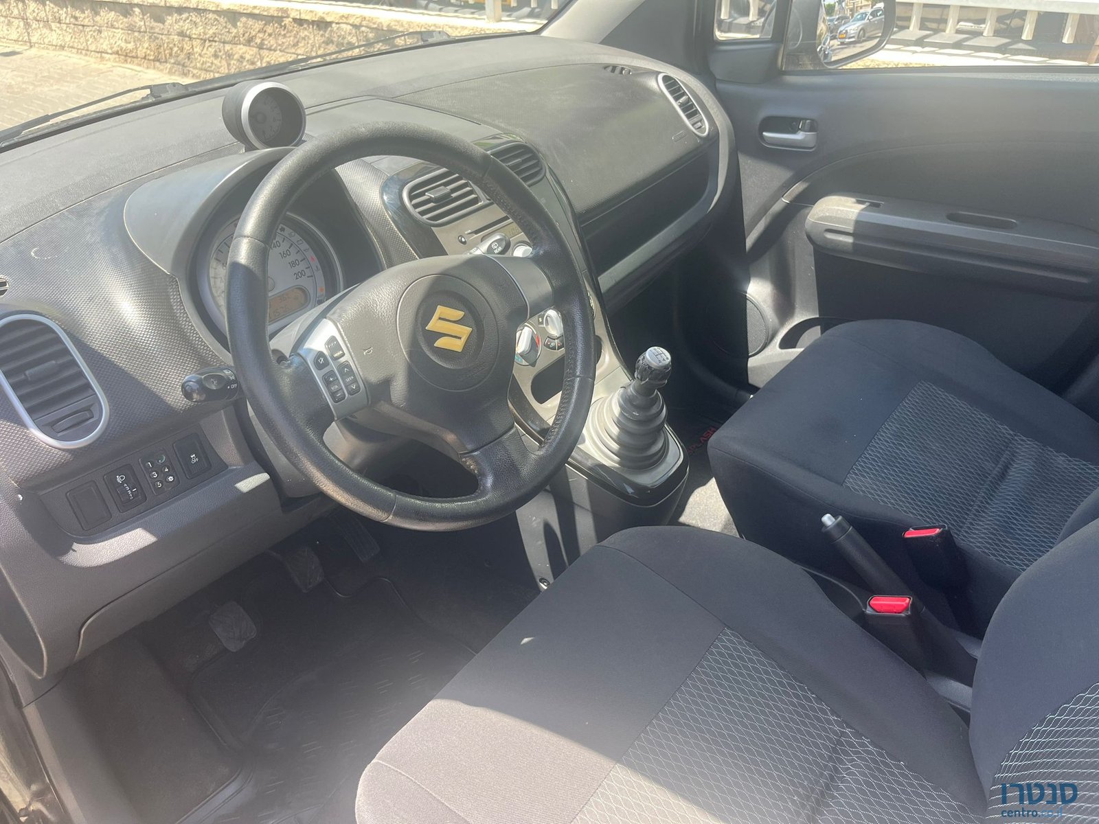 2014' Suzuki Splash photo #2