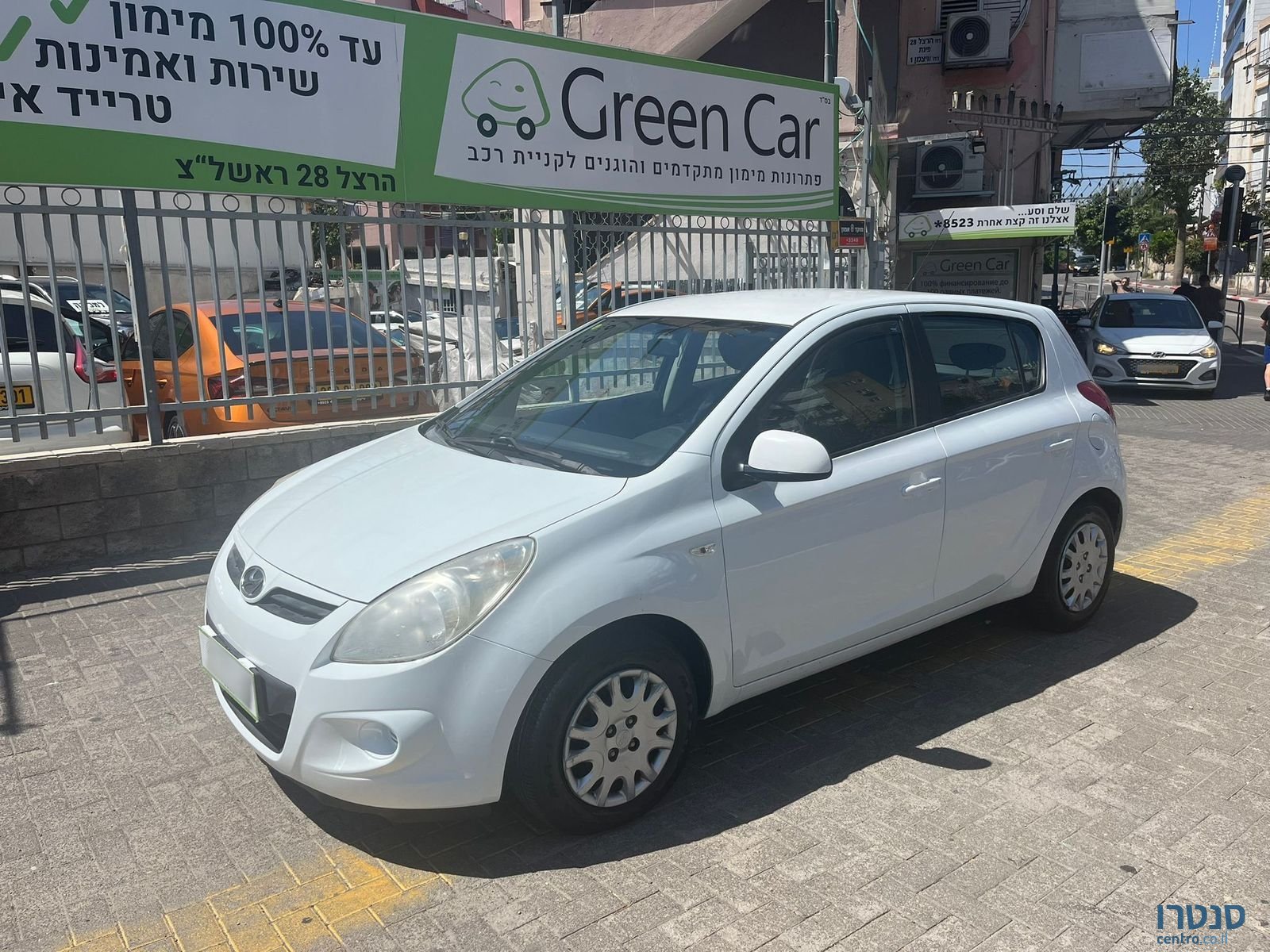 2012' Hyundai i20 photo #2