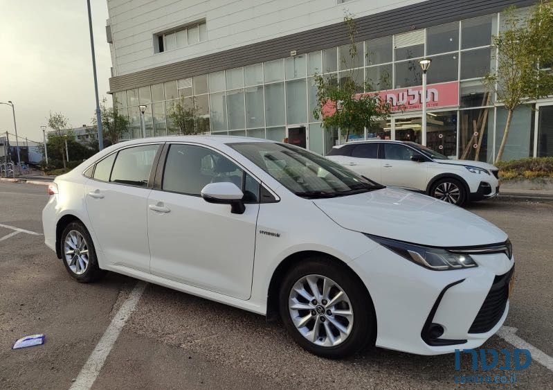 2019' Toyota Corolla טויוטה קורולה photo #2