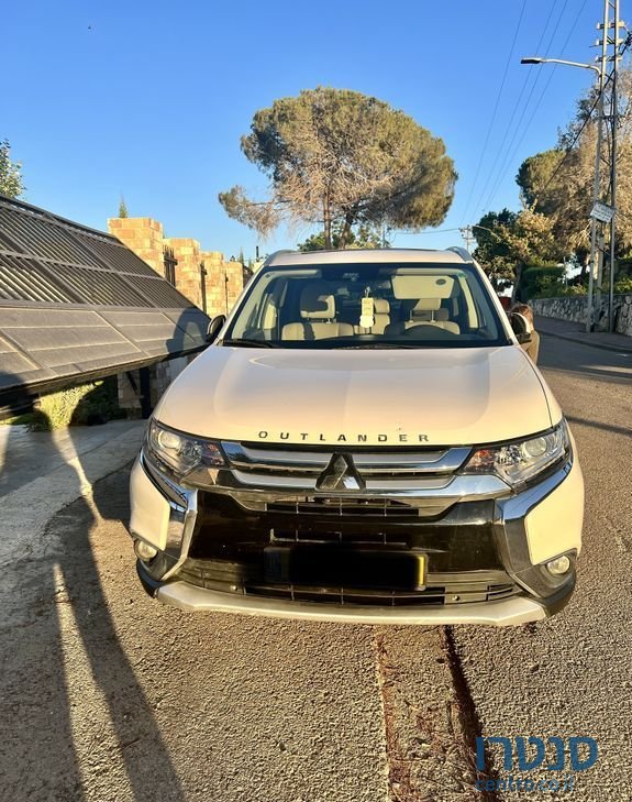 2018' Mitsubishi Outlander מיצובישי אאוטלנדר photo #2