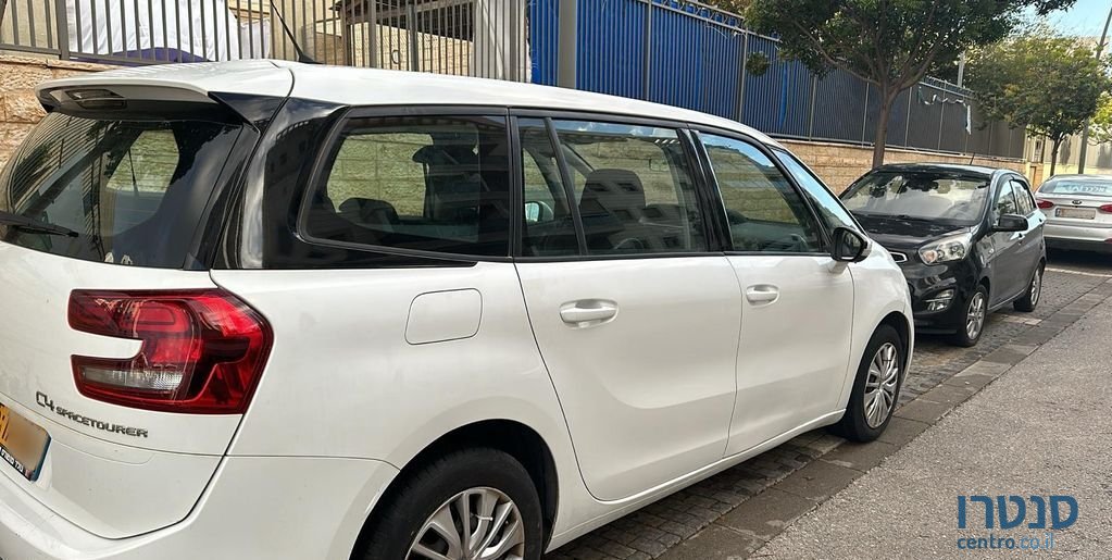 2018' Citroen C4 סיטרואן C4 ספייסטורר photo #3