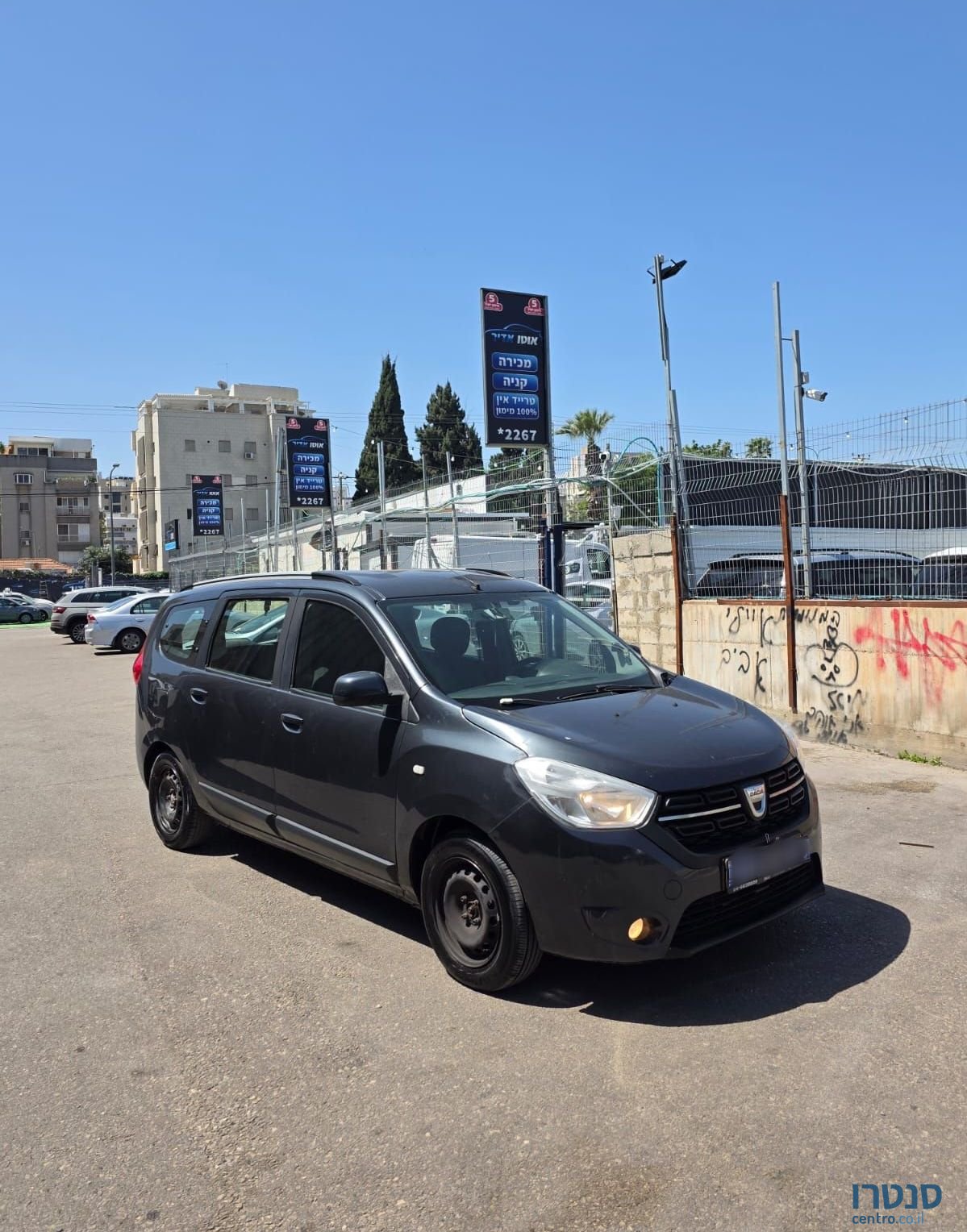 2018' Dacia Lodgy דאצ'יה לודג'י photo #3
