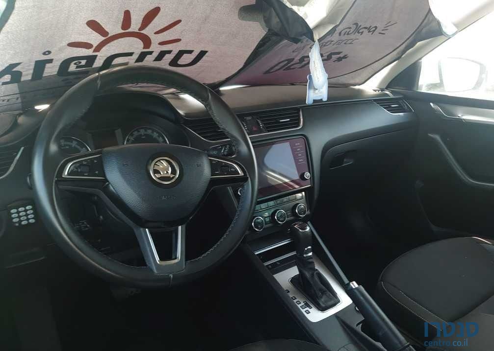 2019' Skoda Octavia סקודה אוקטביה photo #5