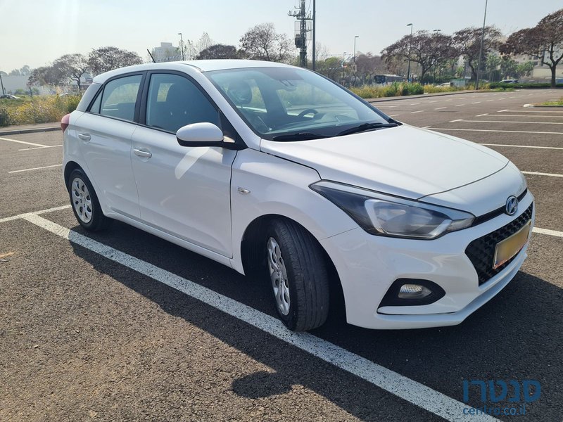 2020' Hyundai i20 יונדאי photo #3