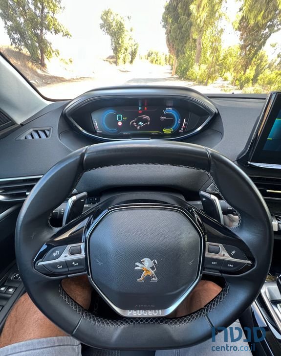 2022' Peugeot 3008 פיג'ו photo #6