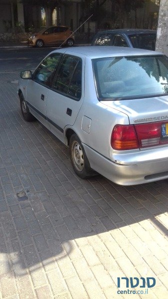 2002' Suzuki Swift photo #2