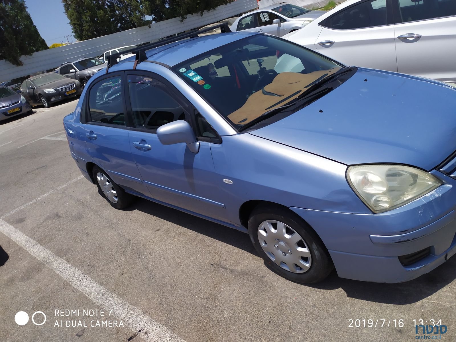 2004' Suzuki Liana photo #5