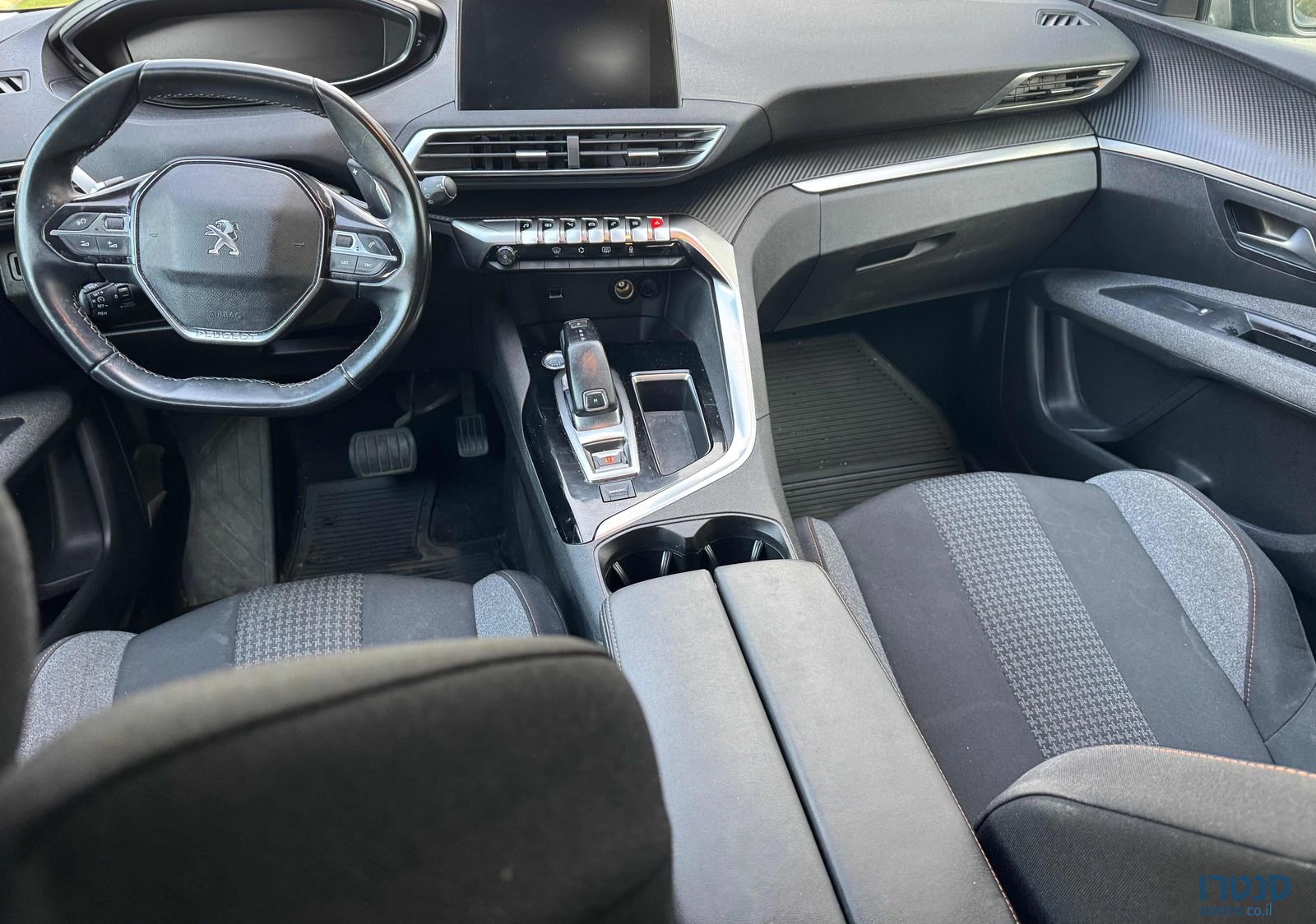 2019' Peugeot 3008 פיג'ו photo #2