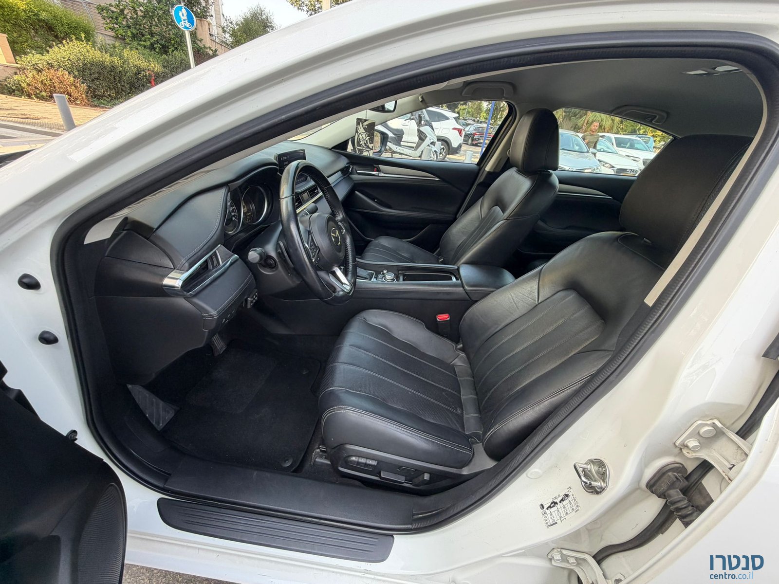 2020' Mazda 6 Luxury photo #7