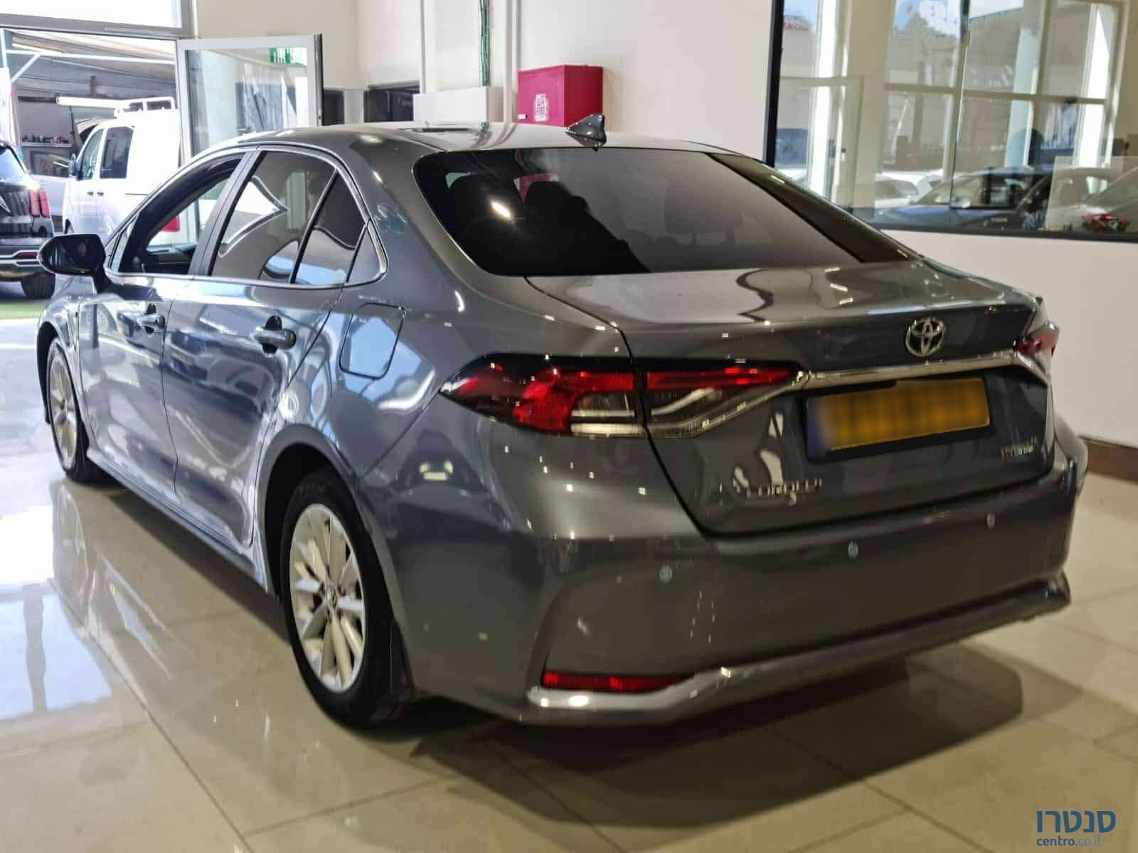 2022' Toyota Corolla photo #4