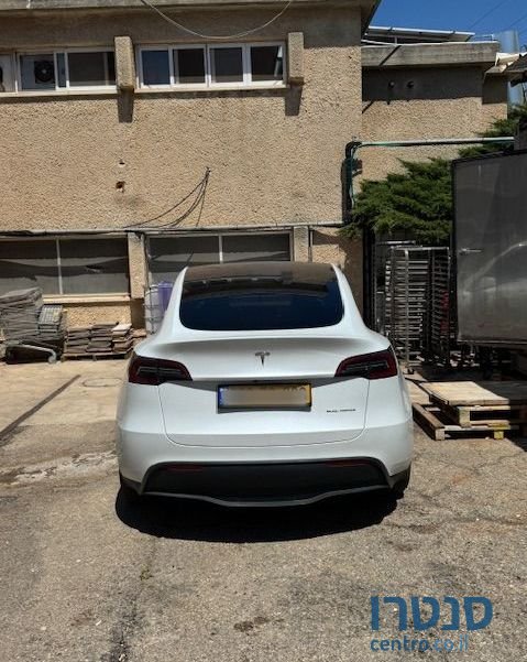 2024' Tesla Model Y טסלה מודל photo #6