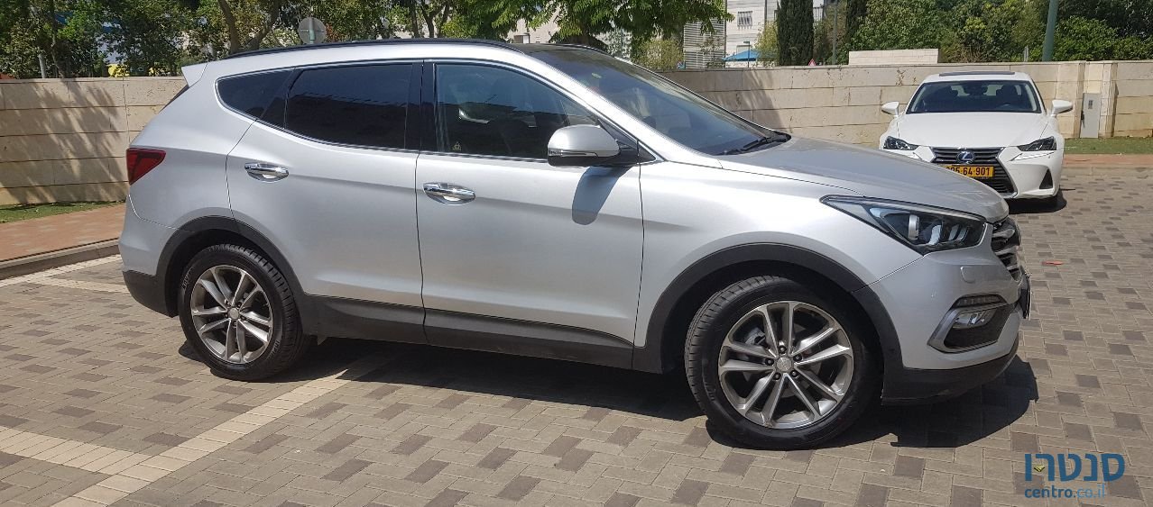 2017' Hyundai Santa Fe יונדאי סנטה פה photo #3