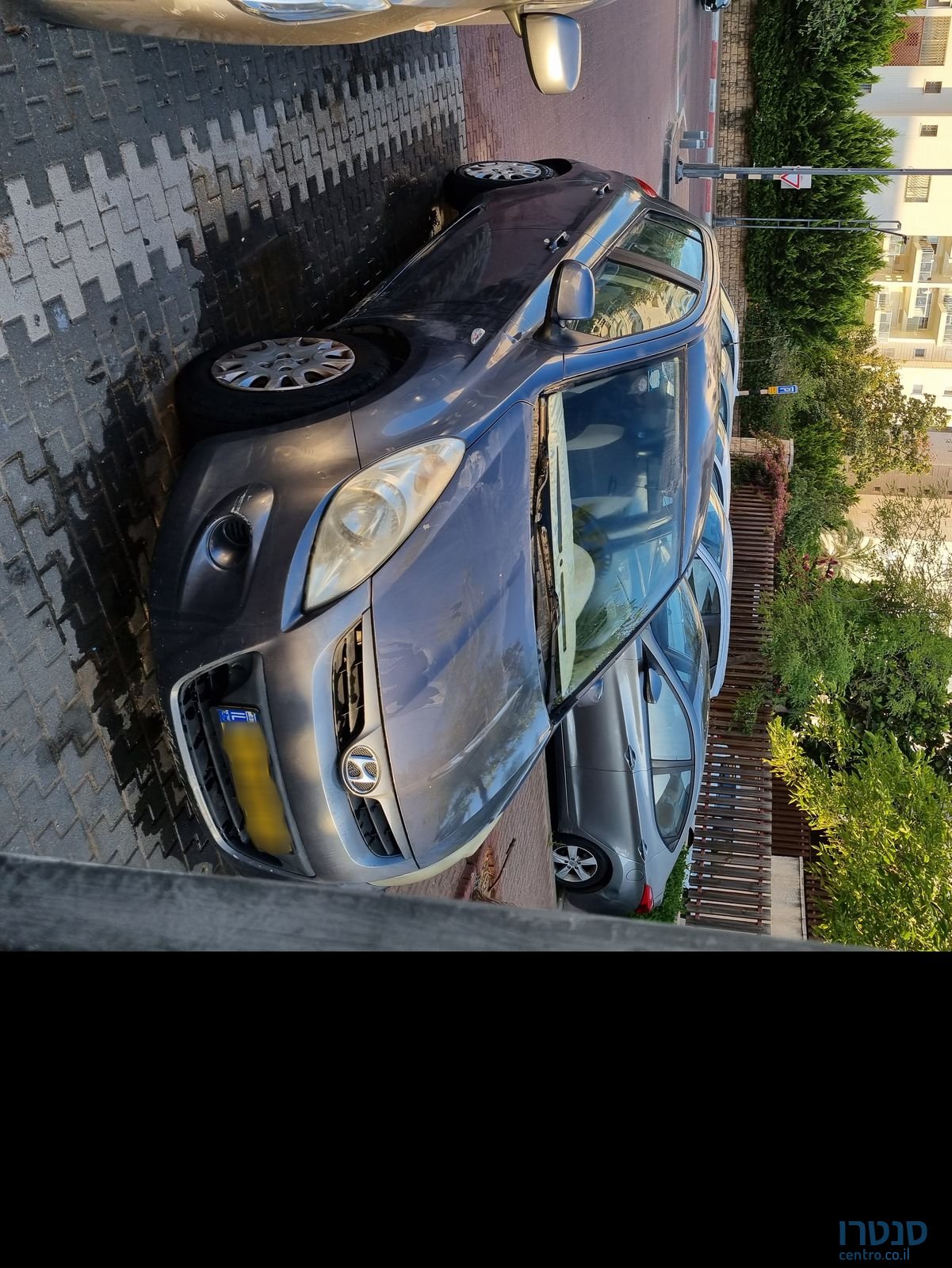 2011' Hyundai i20 יונדאי photo #1